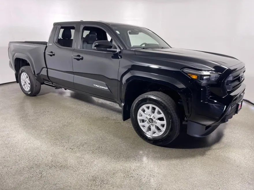 2025 Toyota Tacoma SR5 4x4 Double Cab Long Bed photo 1