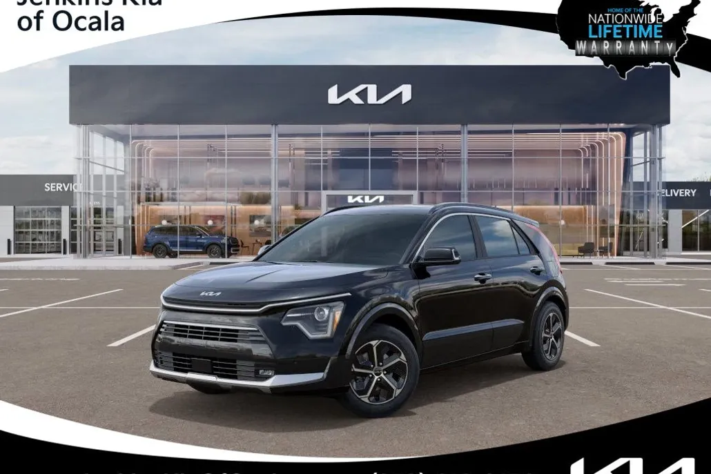 2025 Kia Niro SX photo 1