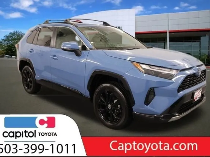 2024 Toyota RAV4 Hybrid SE photo 1