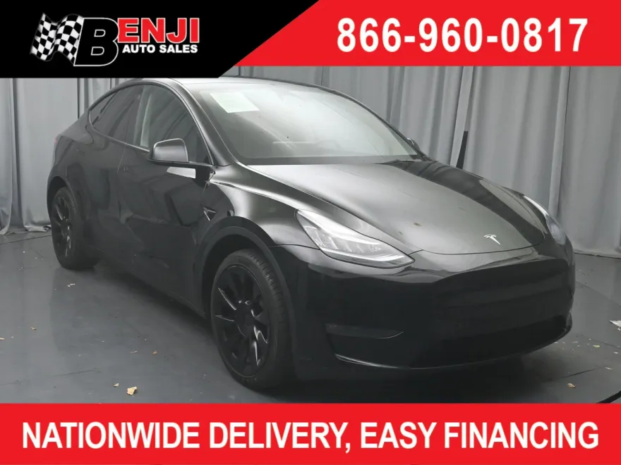 2023 Tesla Model Y Long Range photo 1
