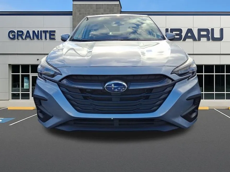 2025 Subaru Legacy Limited photo 1