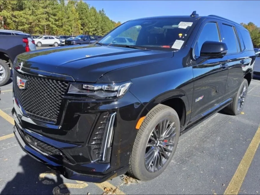 2023 Cadillac Escalade photo 1