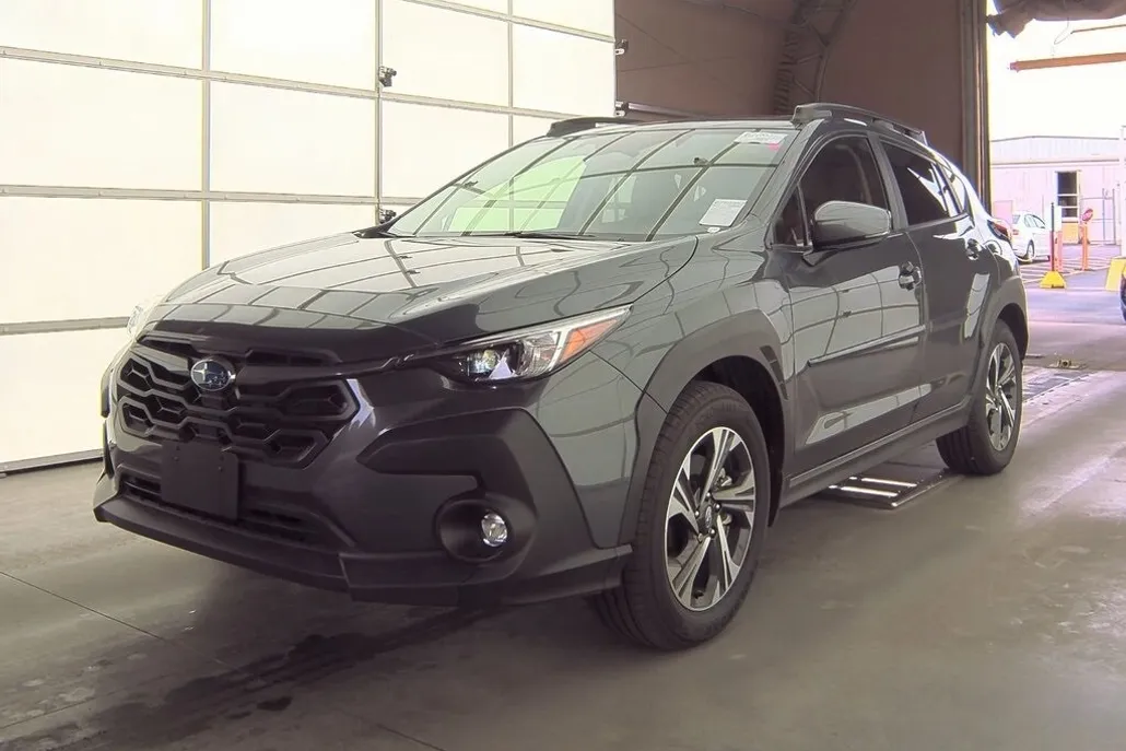 2024 Subaru Crosstrek Premium photo 1