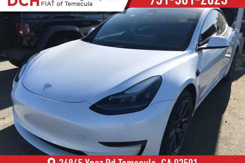2022 Tesla Model 3 photo 1