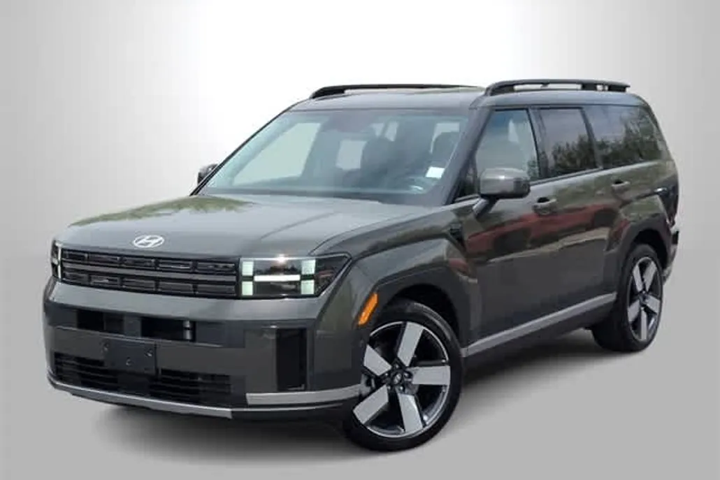 2025 Hyundai Santa Fe Limited photo 1
