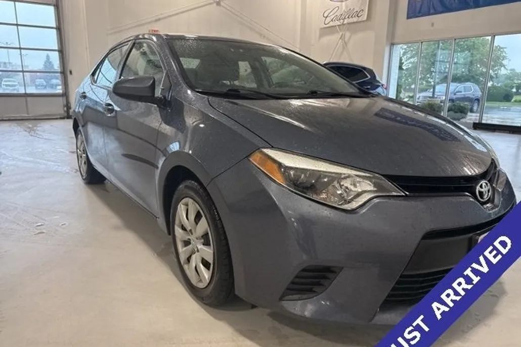 2014 Toyota Corolla L photo 1