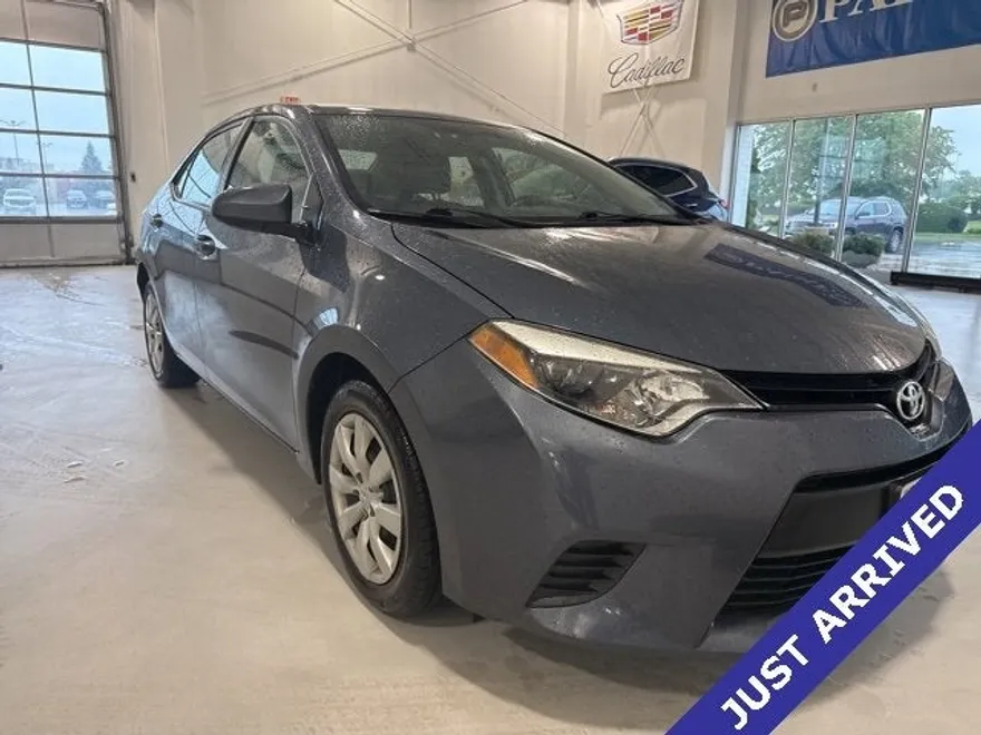 2014 Toyota Corolla L photo 1