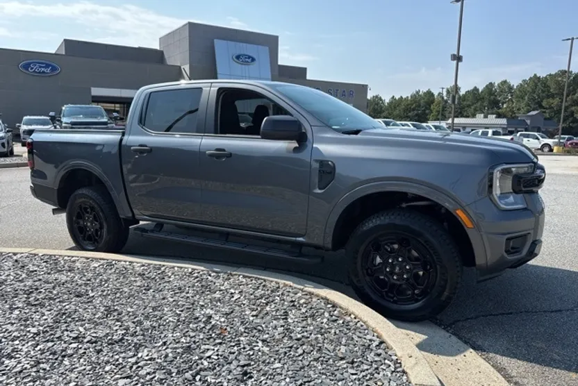 2025 Ford Ranger XLT photo 1