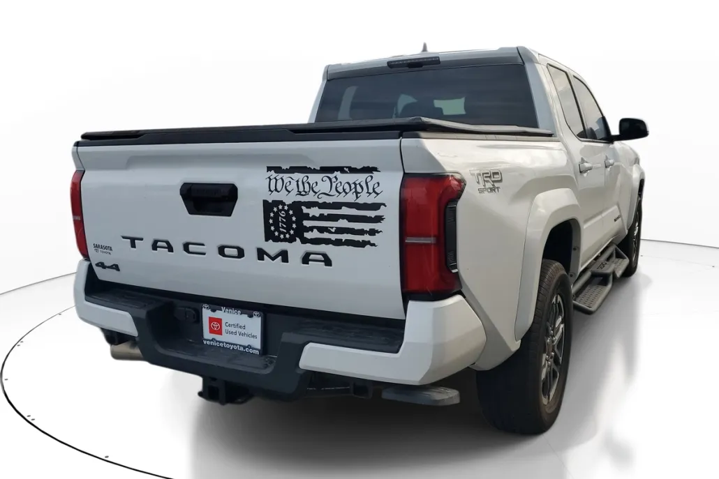 2024 Toyota Tacoma 4x4 TRD Sport photo 1