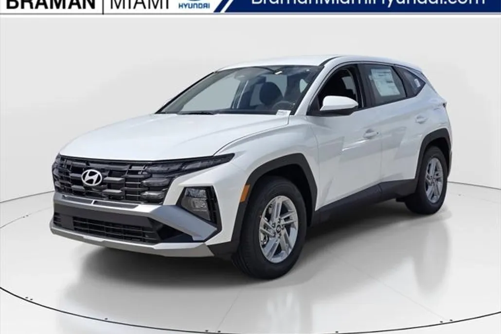 2025 Hyundai Tucson SE photo 1