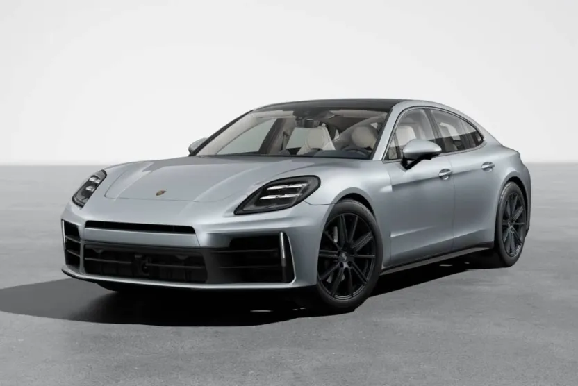 2026 Porsche Panamera 4 photo 1