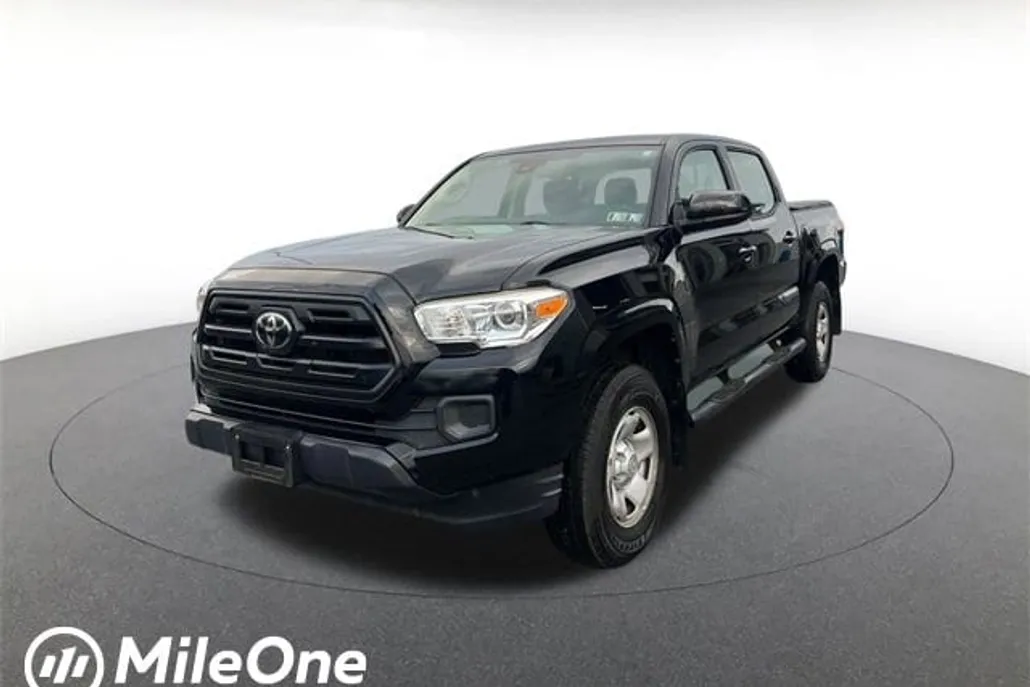 2018 Toyota Tacoma SR photo 1