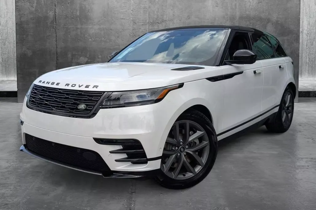 2026 Land Rover Range Rover Velar SE photo 1