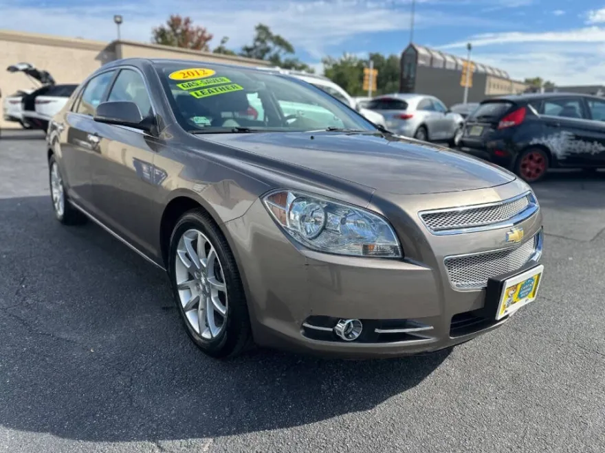 2012 Chevrolet Malibu LTZ photo 1