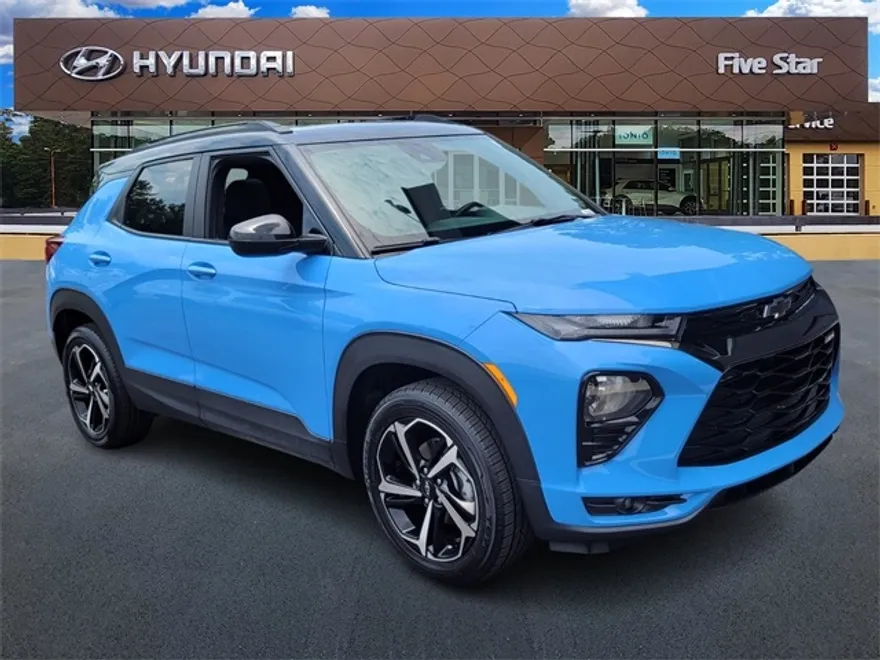 2023 Chevrolet Trailblazer RS photo 1