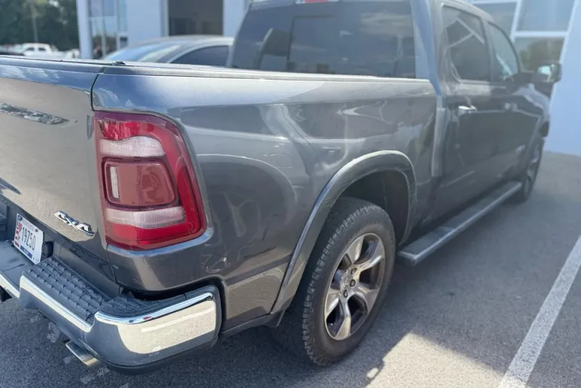 2019 Ram 1500 Laramie photo 1