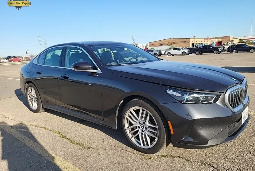 2025 Bmw 530i photo 1