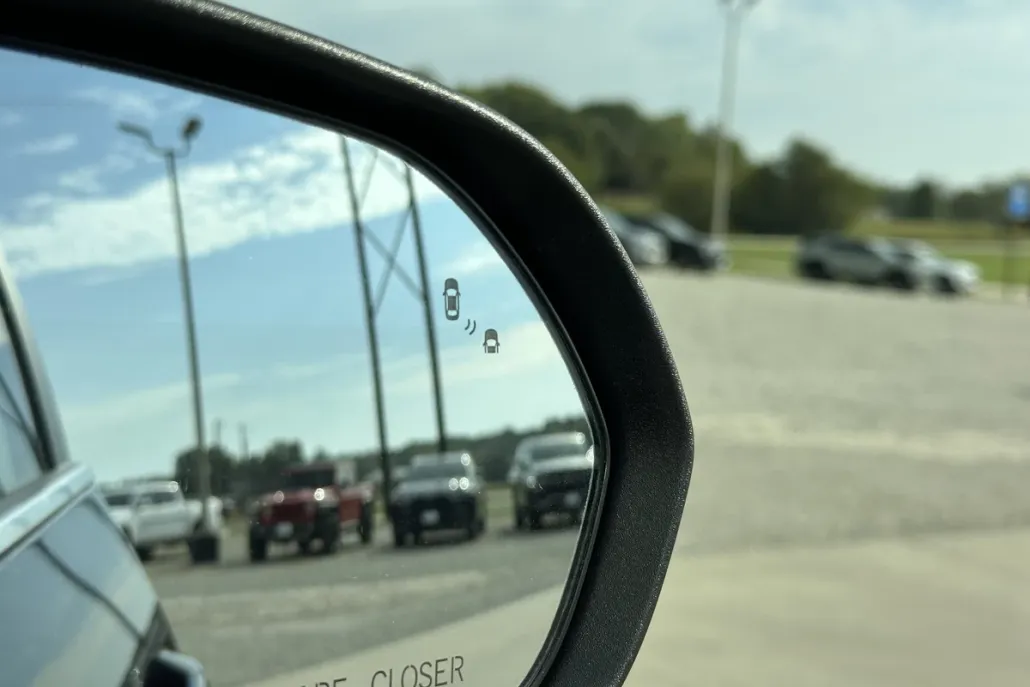 2023 Kia Seltos S Nightfall Edition photo 1