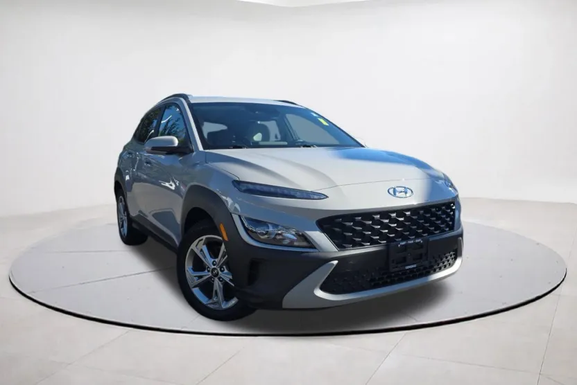 2023 Hyundai Kona SEL photo 1
