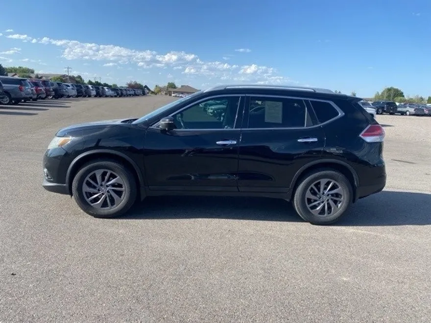 2016 Nissan Rogue SL photo 1
