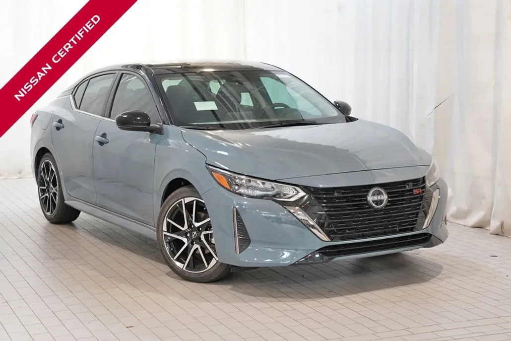 2025 Nissan Sentra SR photo 1
