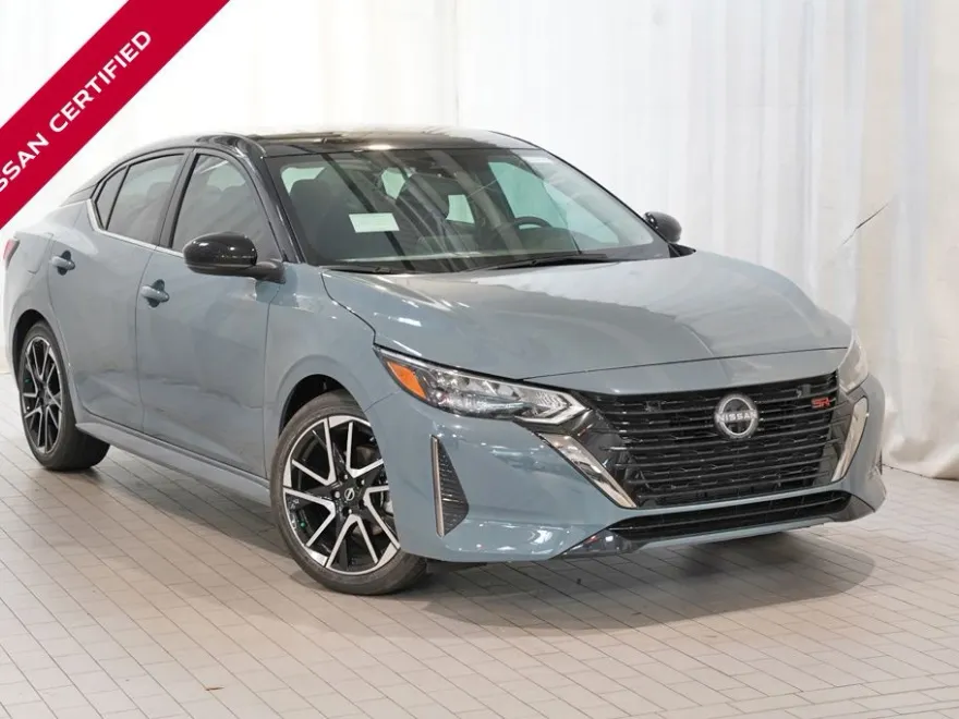 2025 Nissan Sentra SR photo 1