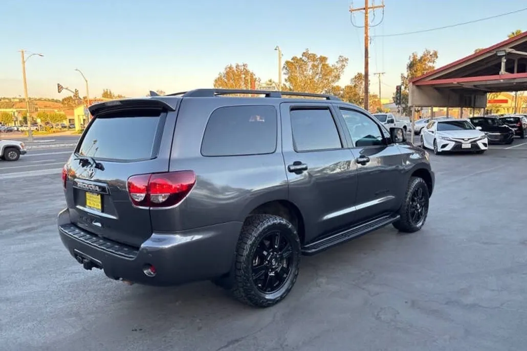 2019 Toyota Sequoia TRD Sport photo 1