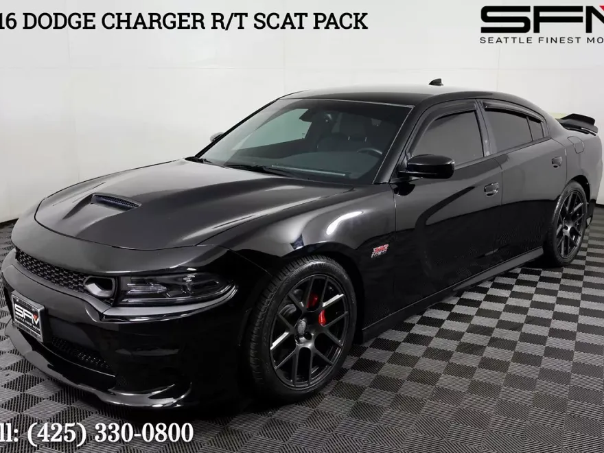 2016 Dodge Charger R/T Scat Pack photo 1