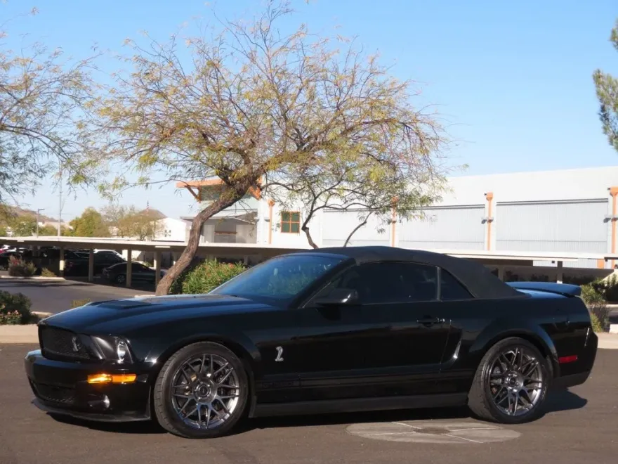 2007 Ford Mustang Shelby GT Convertible photo 1