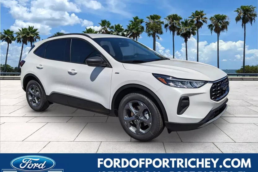 2026 Ford Escape ST-Line photo 1