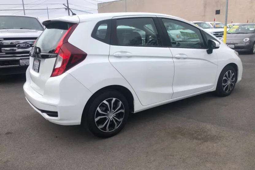 2018 Honda Fit LX photo 1