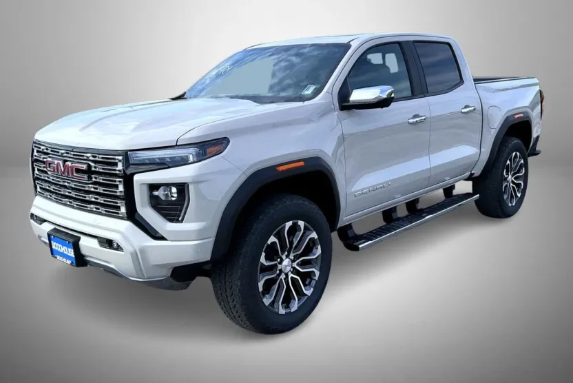 2026 Gmc Canyon Denali photo 1