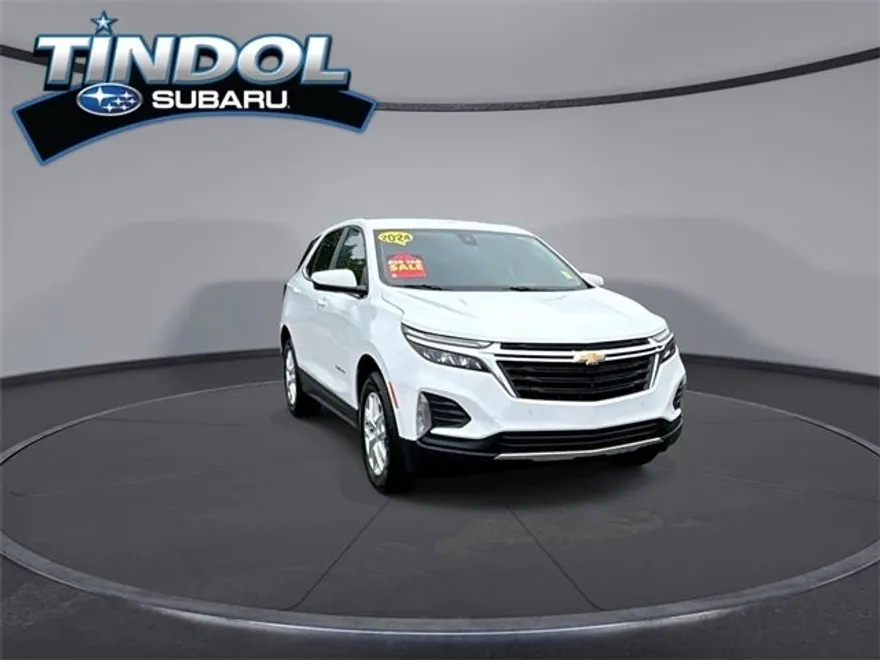 2024 Chevrolet Equinox LT photo 1