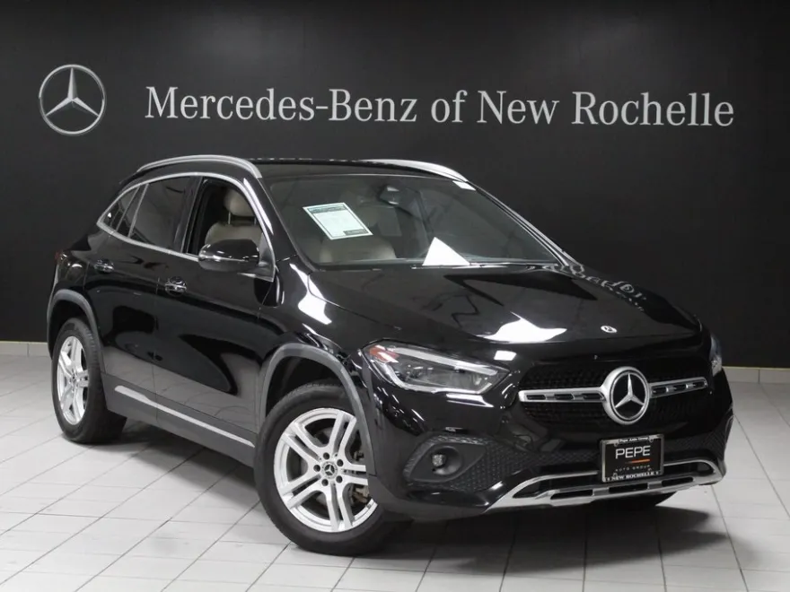 2021 Mercedes Benz GLA 250 4MATIC photo 1