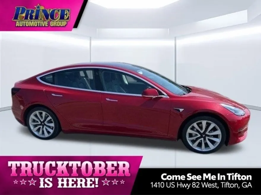 2018 Tesla Model 3 Long Range photo 1