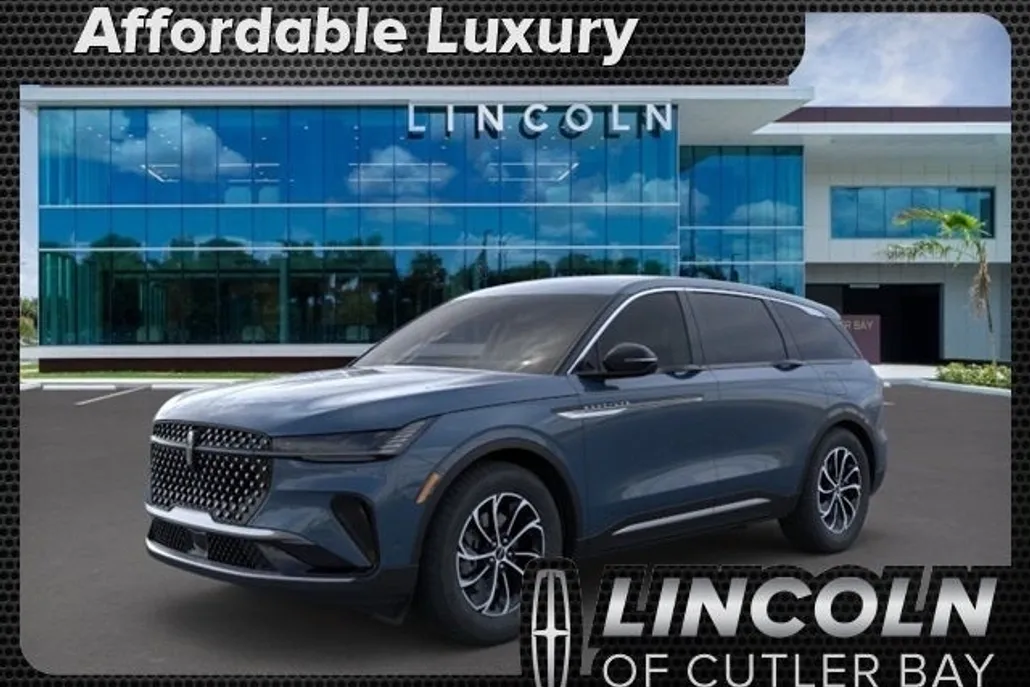 2024 Lincoln Nautilus Premiere photo 1