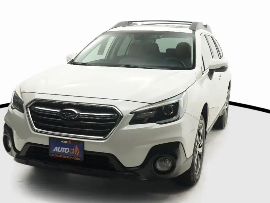 2019 Subaru Outback Limited photo 1