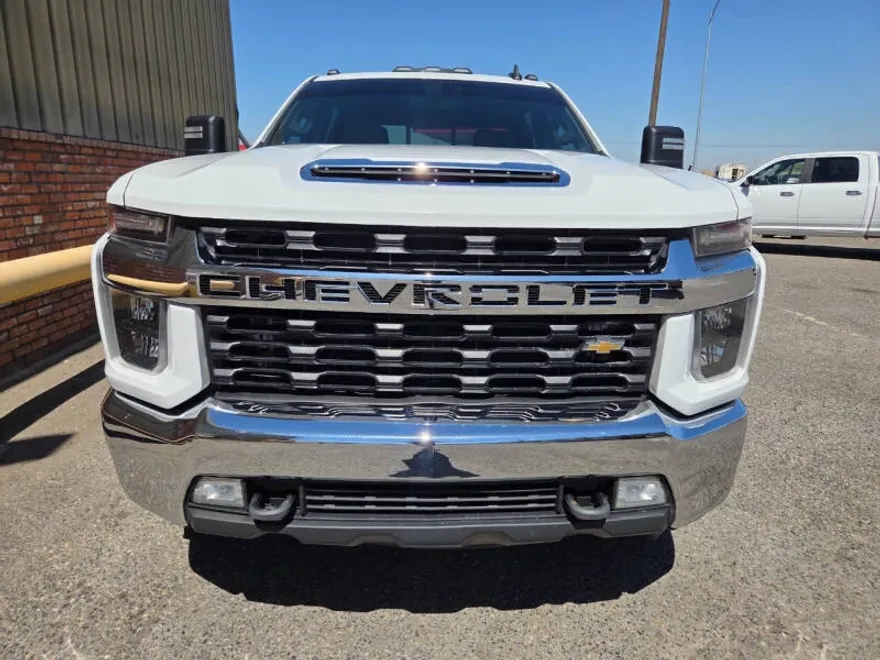 2022 Chevrolet Silverado 2500HD LT photo 1