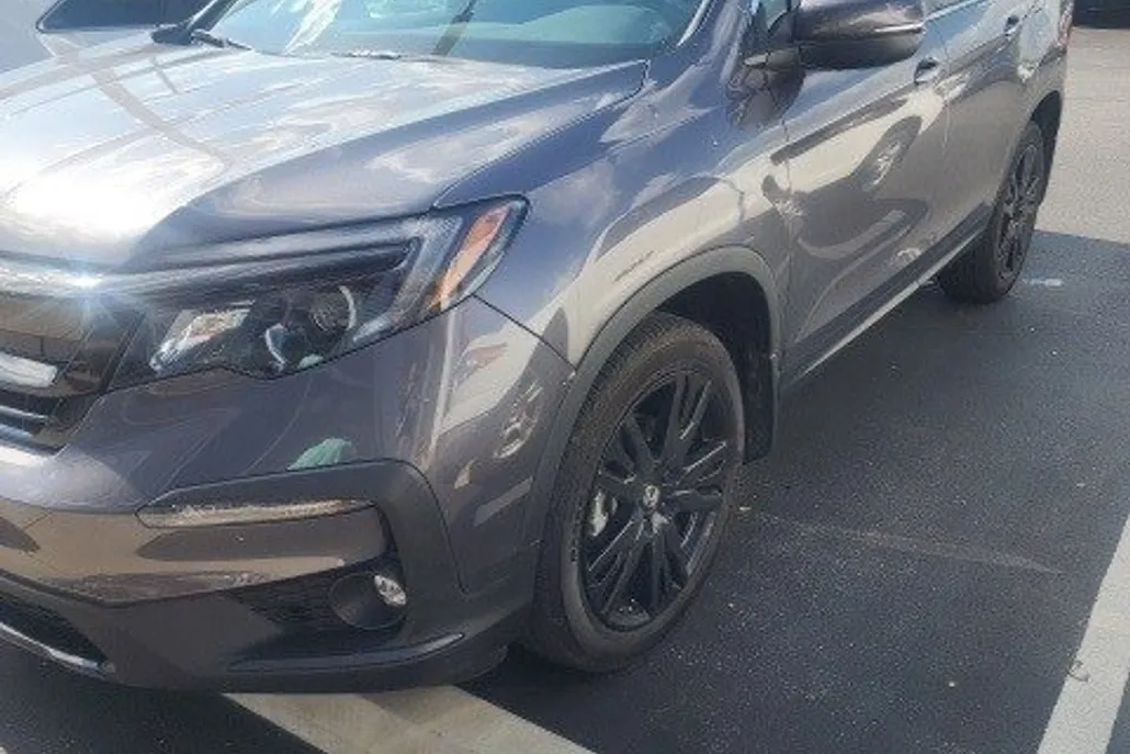 2022 Honda Pilot Special Edition photo 1