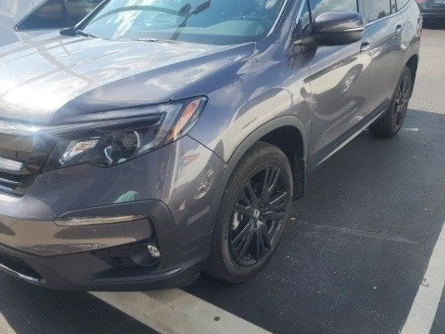 2022 Honda Pilot Special Edition photo 1