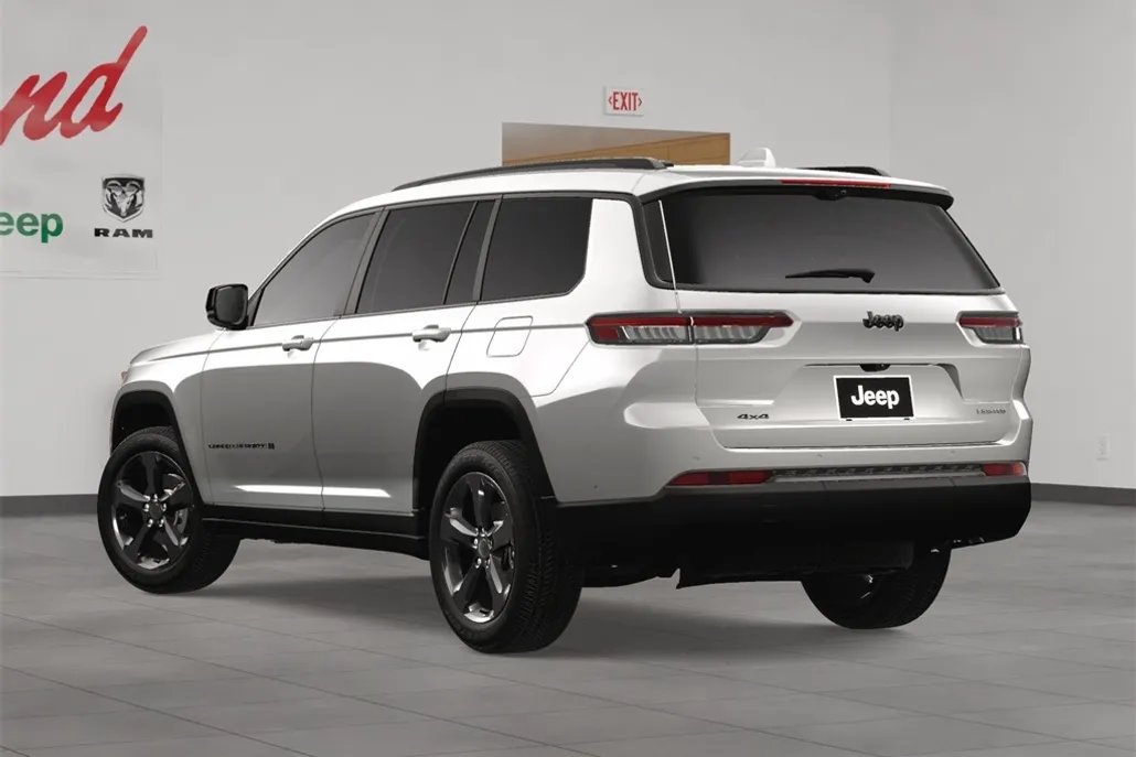 2025 Jeep Grand Cherokee Limited photo 1