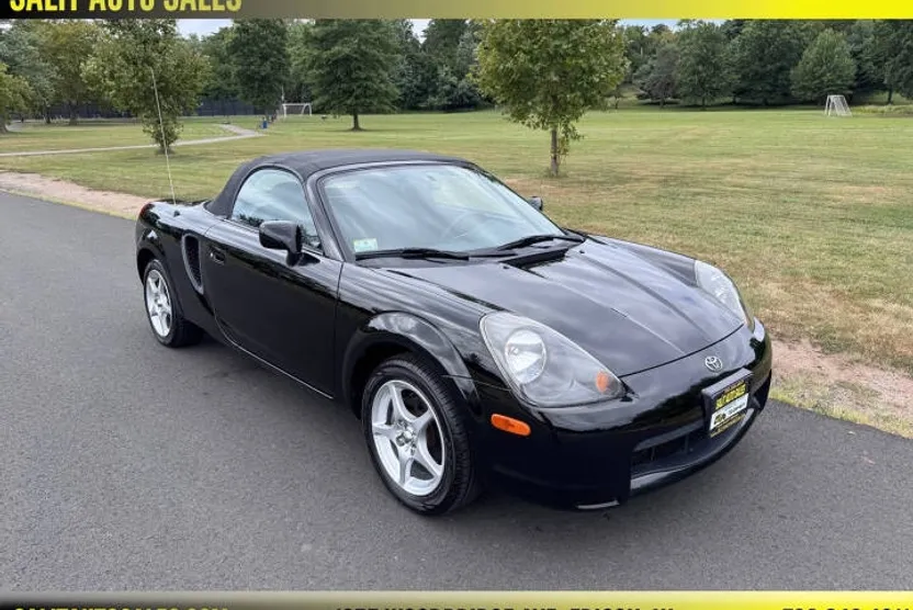 2000 Toyota MR2 Spyder Base photo 1