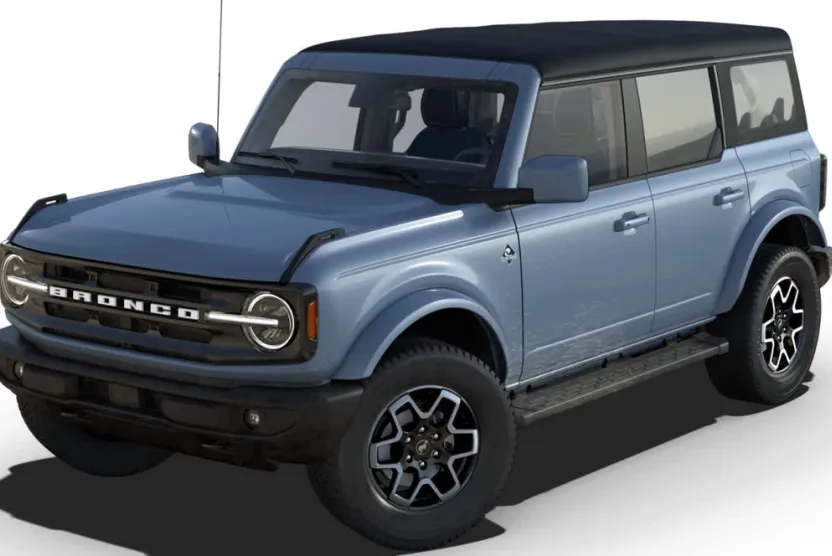 2025 Ford Bronco Outer Banks photo 1