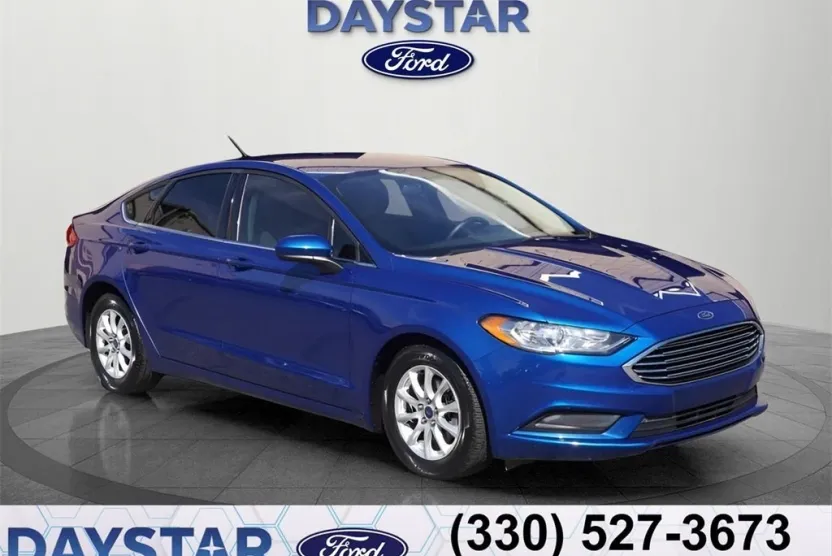 2018 Ford Fusion S photo 1