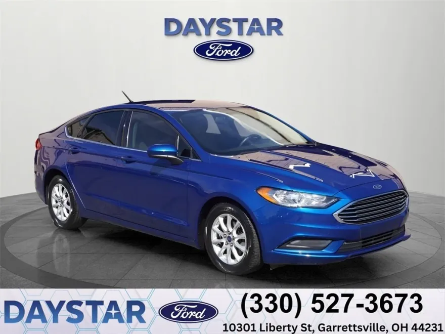 2018 Ford Fusion S photo 1