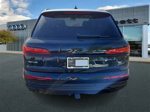 2025 Audi Q7 55 Premium Plus photo 4