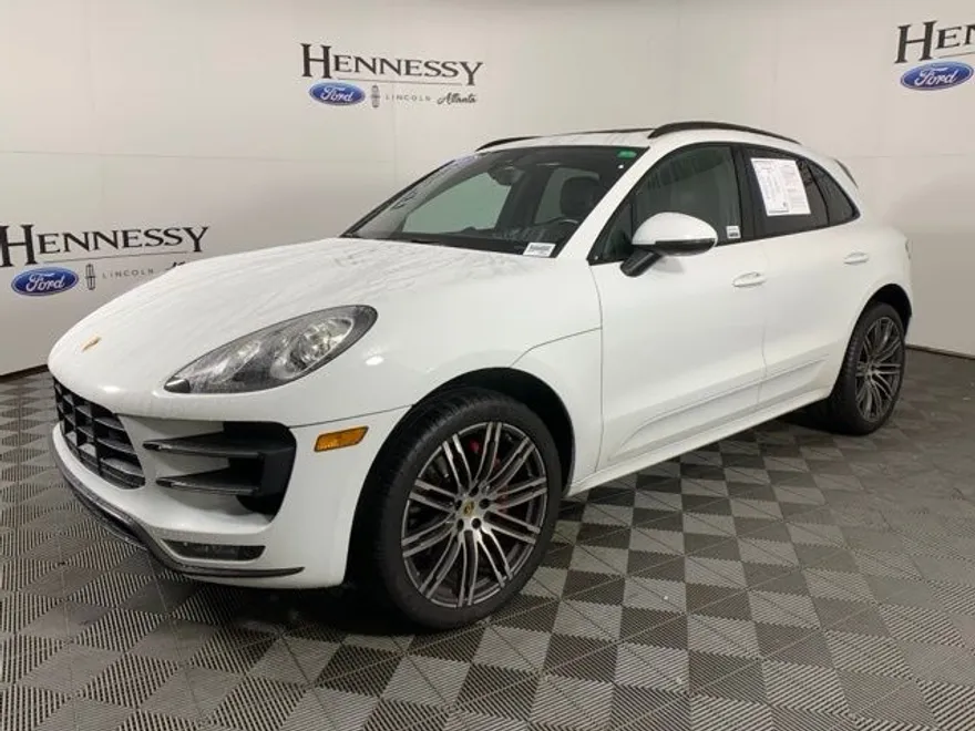 2018 Porsche Macan Turbo photo 1