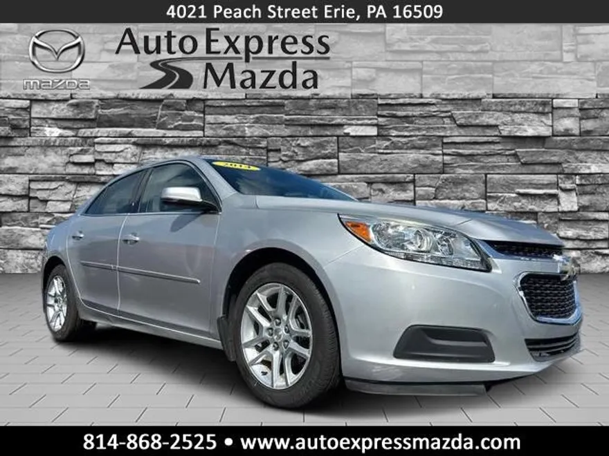 2014 Chevrolet Malibu 1LT photo 1