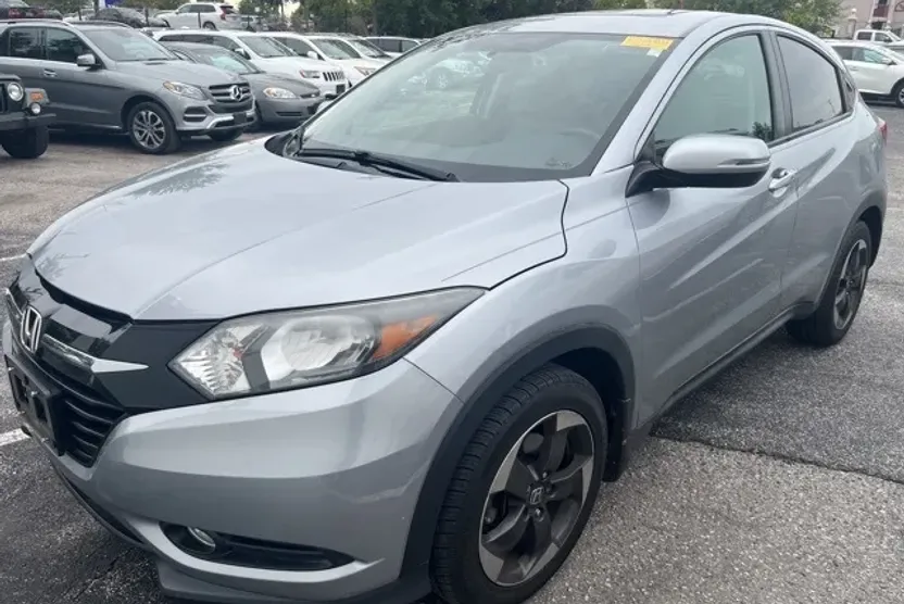 2018 Honda HR-V EX photo 1