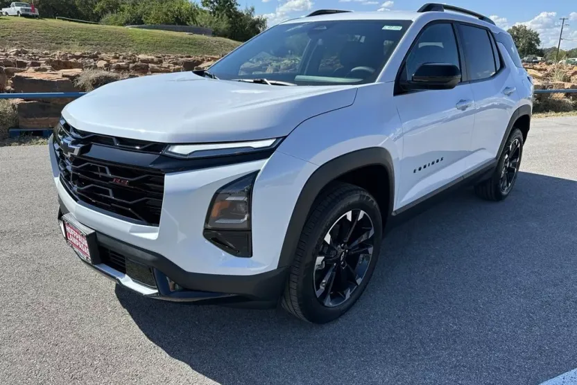 2026 Chevrolet Equinox RS photo 1